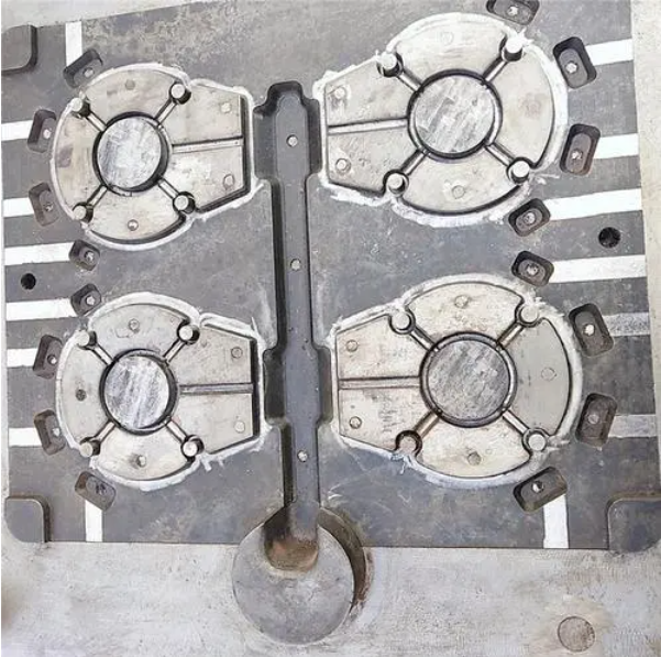 How long is the die casting cycle?